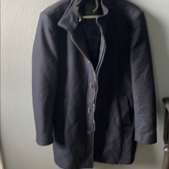 Stylish Winter Jacket - Picture 2 of 5